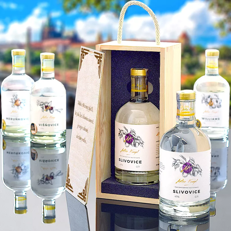 Slivovice Anton Kaapl v dárkové kazetě