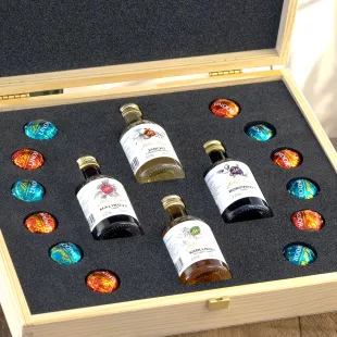 Dárkový set pralinky Lindt a slivovice Anton Kaapl