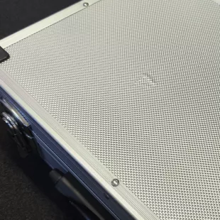 AL Kufr 38x27x12 cm - vada víka