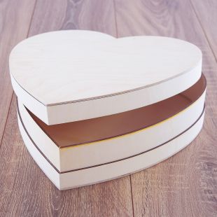 Dárkové srdce dřevěná krabice Contraband